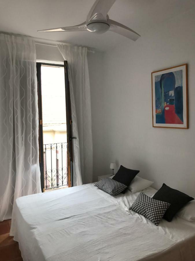 Ferienwohnung Im Zentrum Alicante Ngoại thất bức ảnh